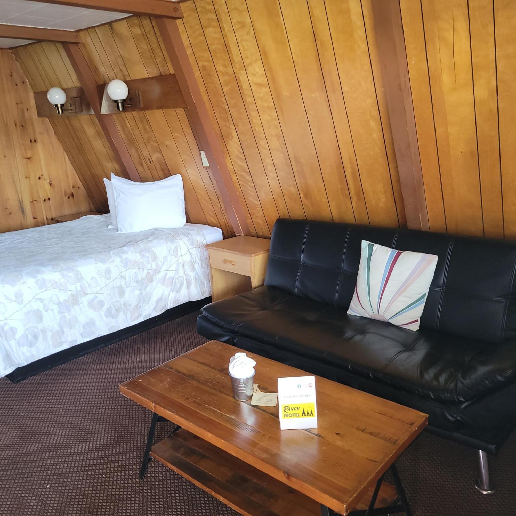 The Ranch Motel By Oyo Oakland I-5 Exterior foto
